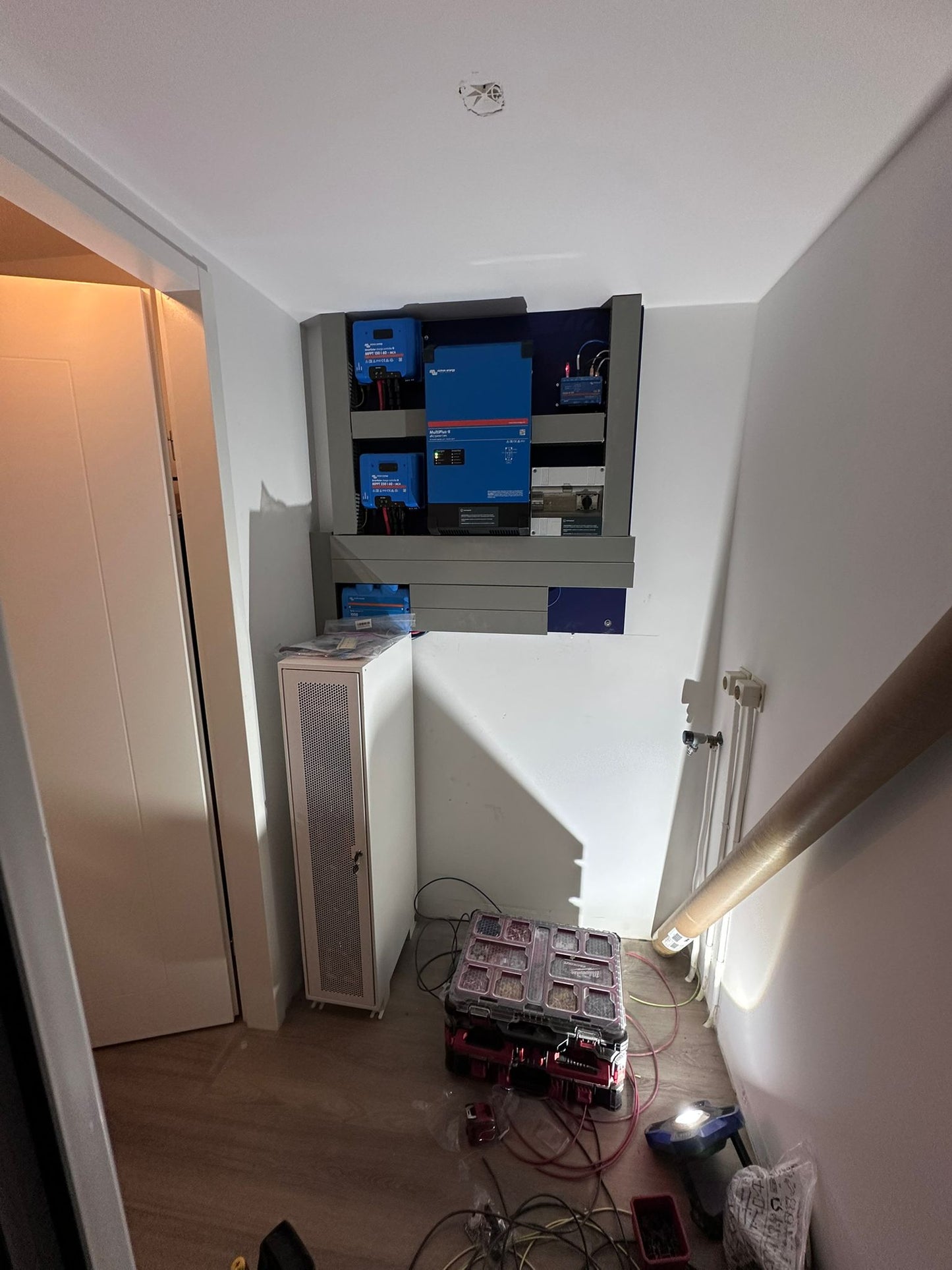 Laatste kans! Dyness B4850 – Extra batterij inclusief installatie (alleen voor bestaande Wattopjedak‑installaties)